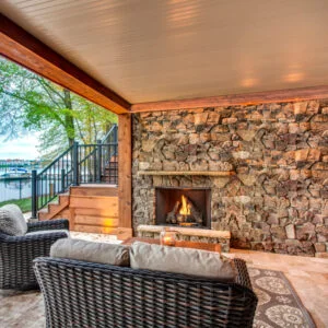 Heat & Glo - Courtyard Outdoor Gas Fireplace