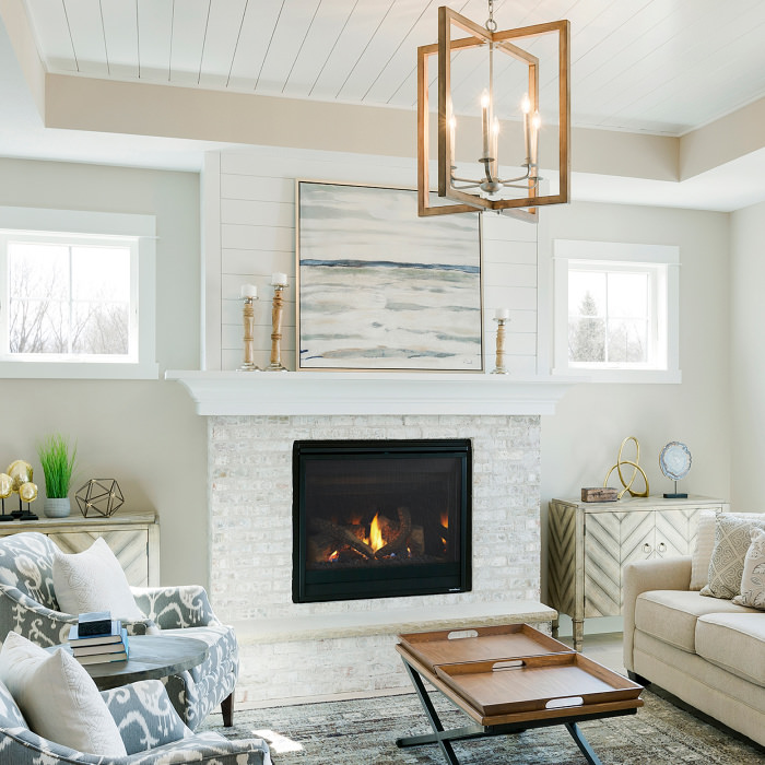 SL-7-Firescreen-Black-Reflective-Glass-Photo-Spacecrafting-Room-Full-Usage-High-Res.jpg - Fireplace Gallery
